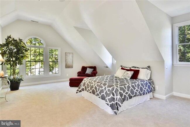 Photo - 5330 36th St N