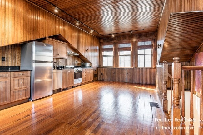 Photo - 1609 Tremont St Unit 3