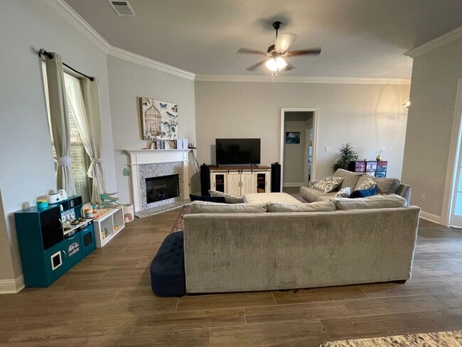 Photo - Gorgeous 3 Bedroom Home in Lucien Fields - Only 5 Years Old!