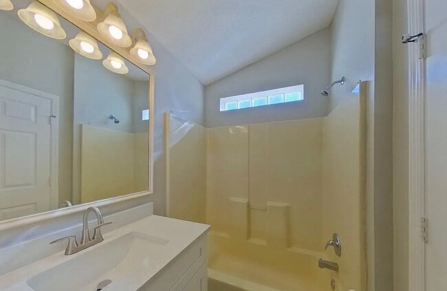 Photo - 2412 Cedarfield Ln