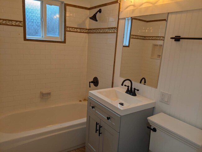 Photo - 3816 Laurel Canyon Blvd