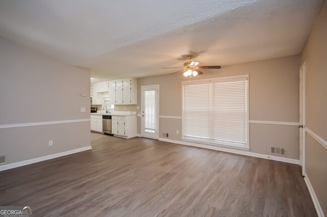 Photo - 4801 Cedar Brook Dr SE