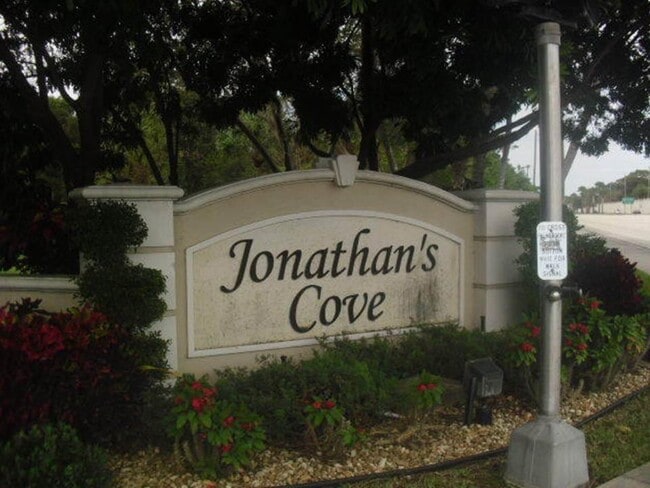 Building Photo - 4616 Palmbrooke Cir