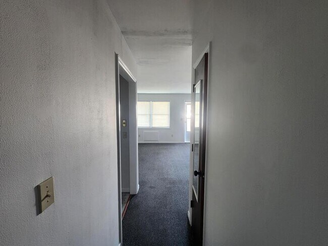 Photo - 9 Alexander Dr Unit J