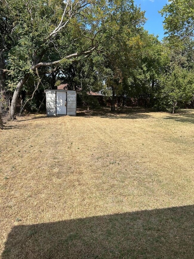 Photo - 222 Wright Blvd