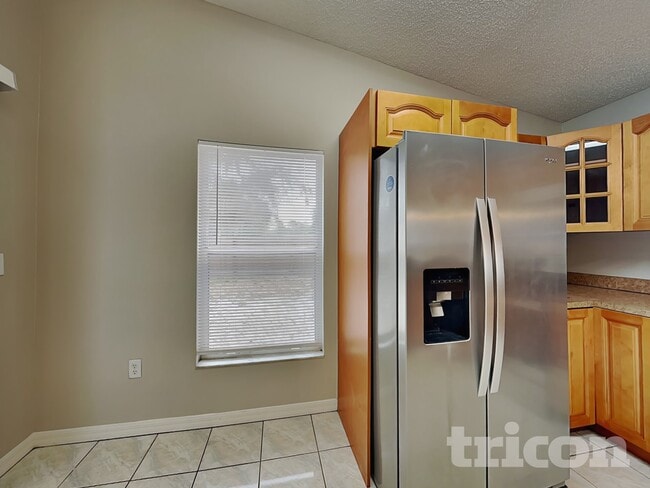 Photo - 914 Whisper Lake Dr