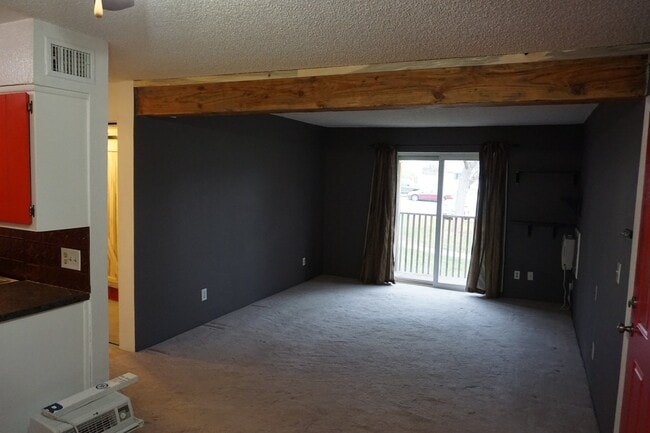 Photo - 2 bedroom condo in Golden, Convenient Location! Unit R4