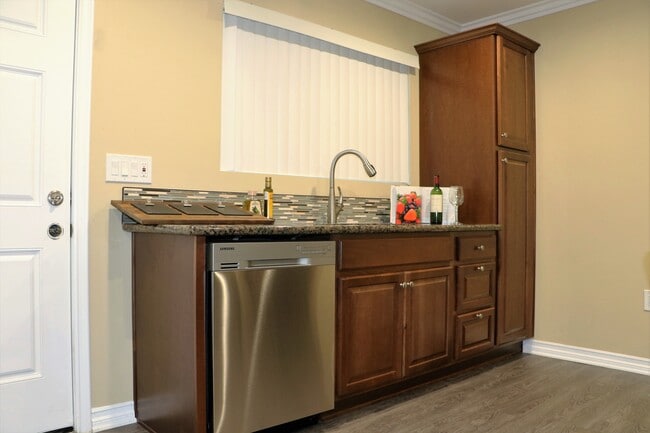 Photo - Orange Grove No Availability