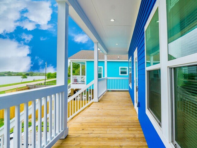 Photo - 4620 N Railroad Ave