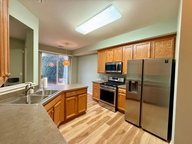 Photo - 3123 Ollerton Ave