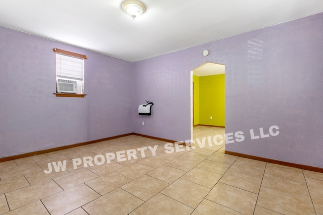 Photo - 2633 Governor Nicholls St Unit A