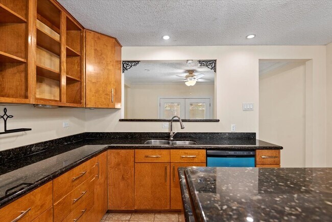 Photo - 4007 Markley St