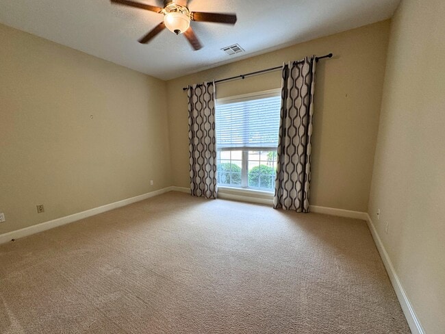 2416 Boulder Springs Dr