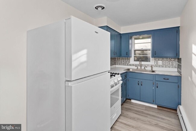 6 Clarendon Ave Unit 3