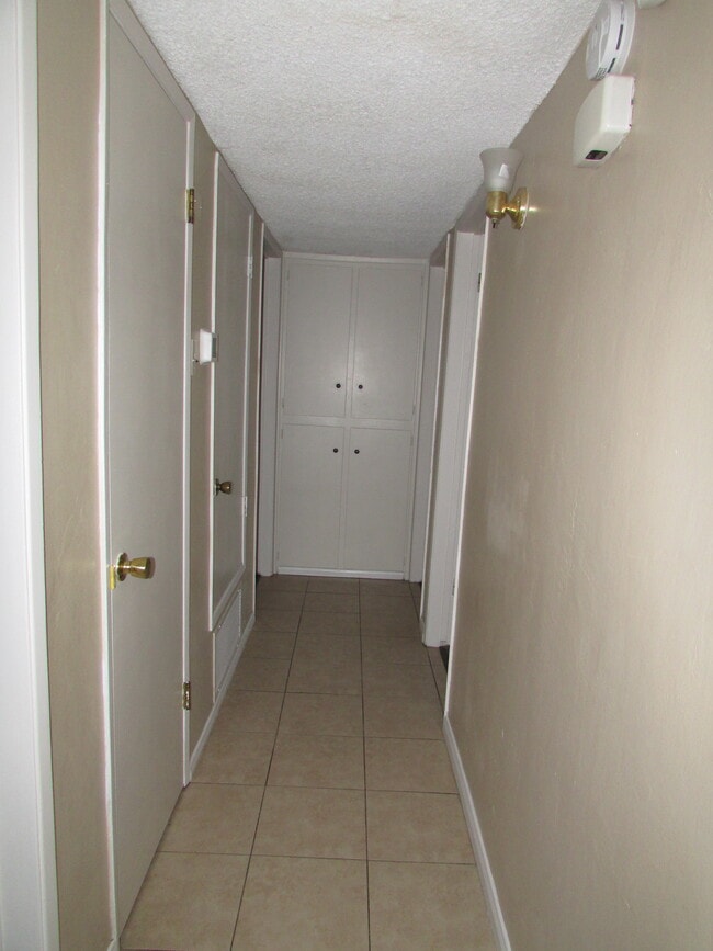 Photo - 2520 Bernice Dr