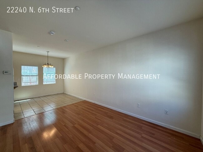 Photo - 22240 N 6th St