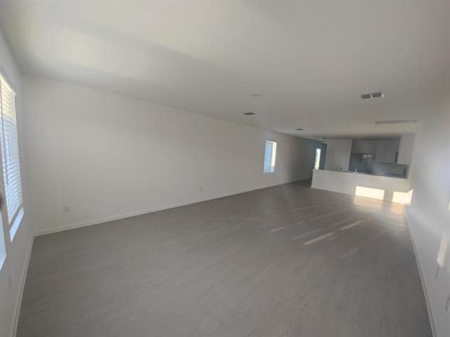 Photo - 3045 Tokara St