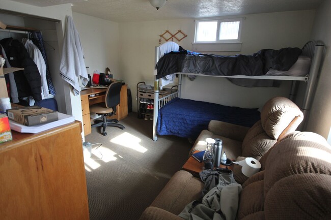 Photo - 3-Bed, 1 Bath just south of BYU campus! Unidad C