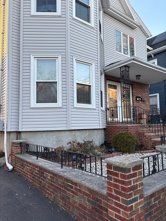 Photo - 11 Hatch St Unit 0