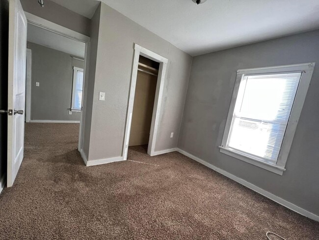 Photo - 402 N Cedar St