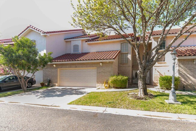 Photo - 7521 Country Club Dr Unit 106