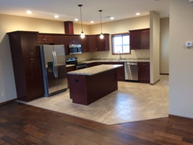 Building Photo - 5155 Seventh St Rental
