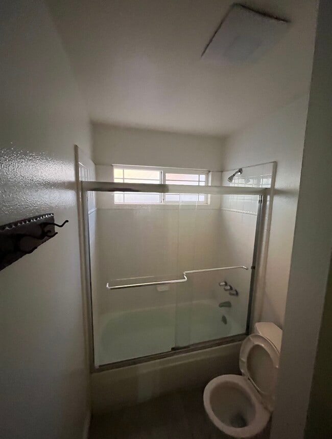 Photo - 2726 Sand Point Dr