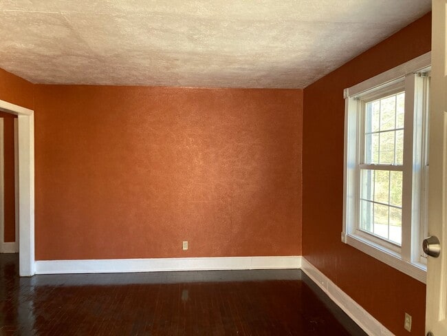 Photo - 1805 Abbott Ave
