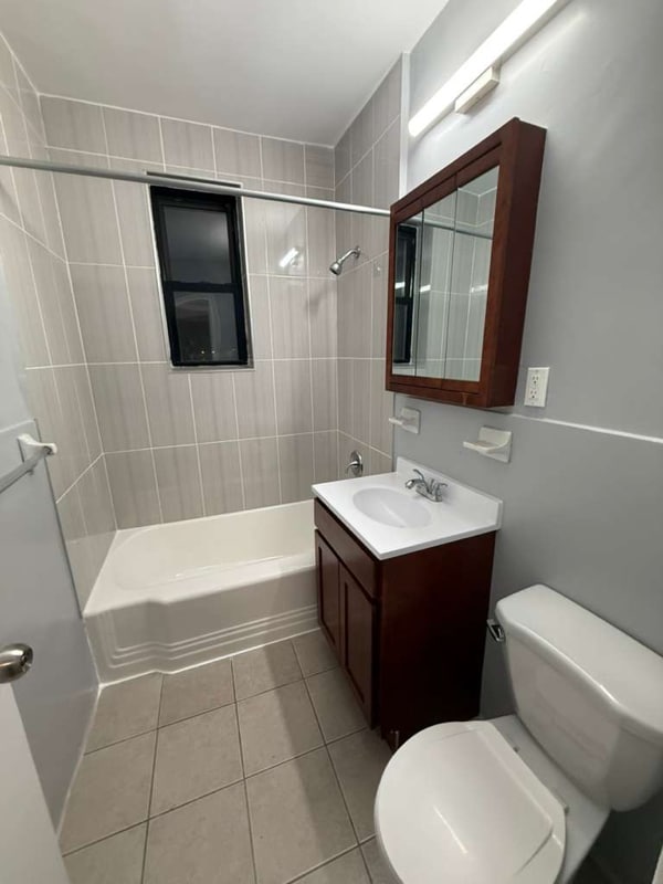 Photo - 4 Chestnut St