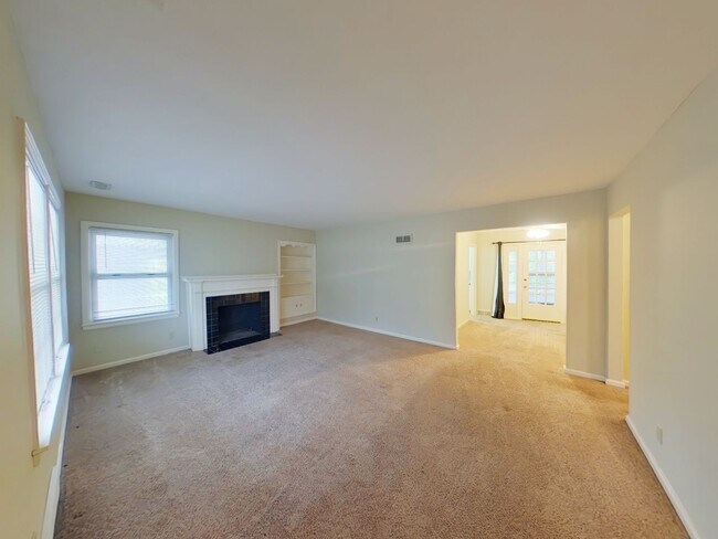 Photo - 5716 E 2nd St N