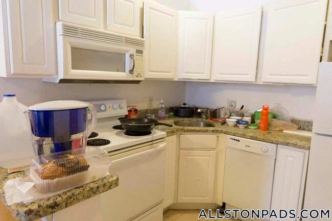 Photo - 1130 Commonwealth Ave Unit 2