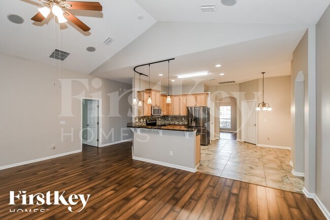 Photo - 652 Reflection Cove Rd