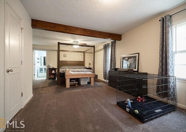 Photo - 295 Vincent Dr