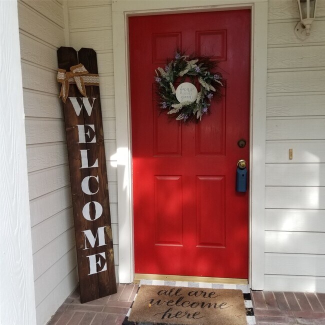 Photo - 8906 Aberdeen Park Dr