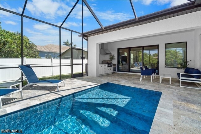 Photo - 551 97th Ave N