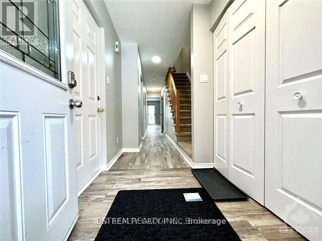 Photo - 1464 Baseline Rd