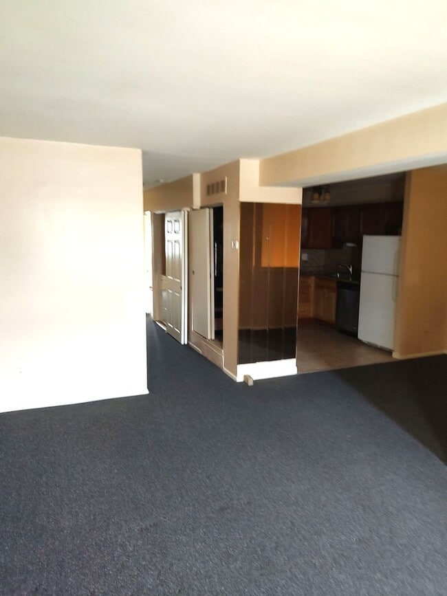 Photo - 9443 Ashton Rd Unit 2