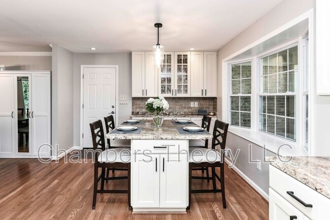Photo - 1427 Claves Ct