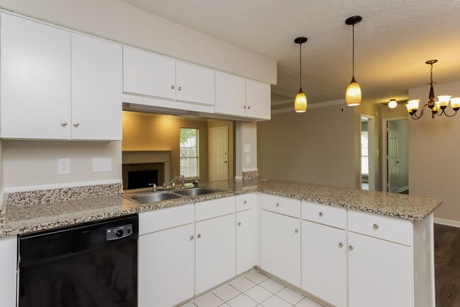 Photo - 1649 Meadow Oak Ct