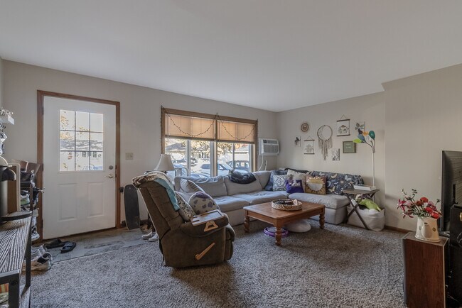 Photo - 119 E Welcome Ave Unit #1