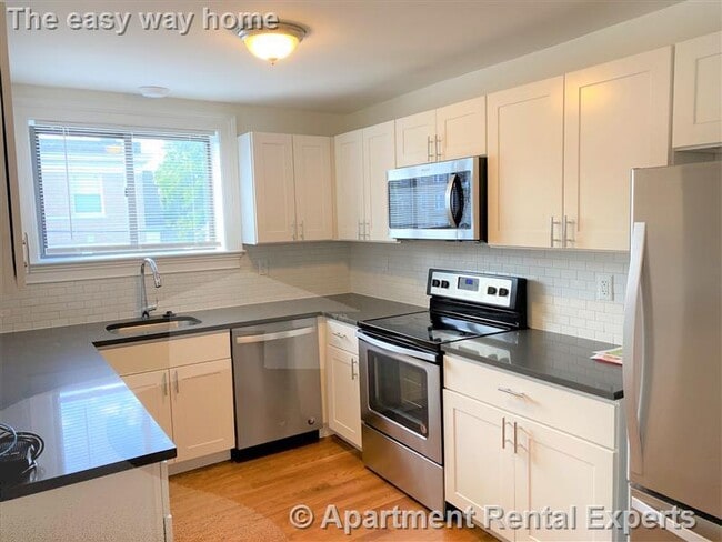 Photo - 134 Summer St Unidad #48