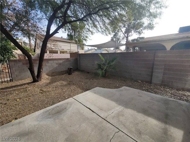 Photo - 4760 Woodridge Rd