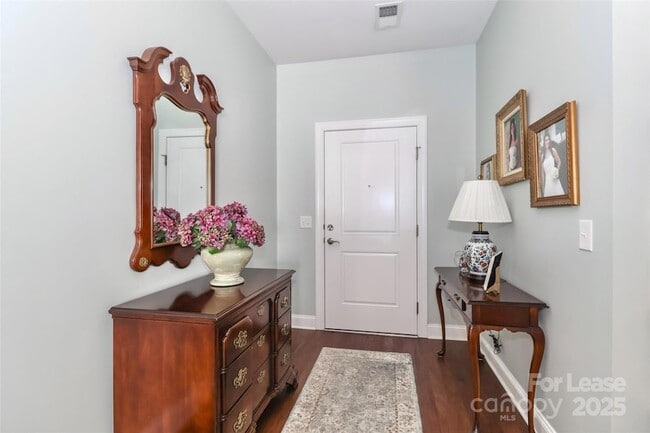 Photo - 115 Brawley Point Cir