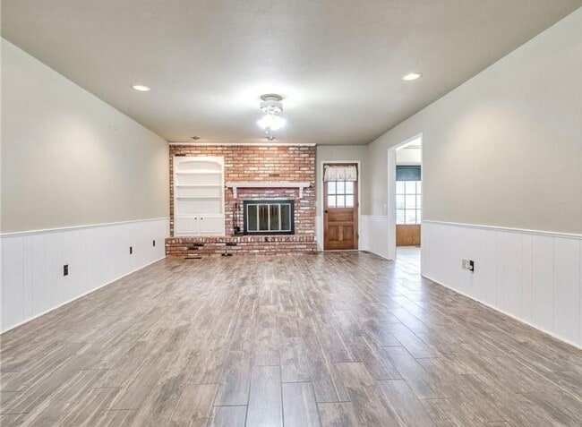 Photo - Spacious 4-Bedroom / 3-Bathroom Home in a Prime NW OKC Location!