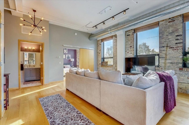 Photo - 1701 NE Madison St Unit 204