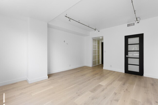 Photo - 818 N Doheny Dr Unidad 304