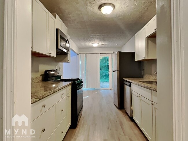 Photo - 3047 Brook Hollow Dr
