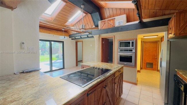 Photo - 18350 SW 214th St