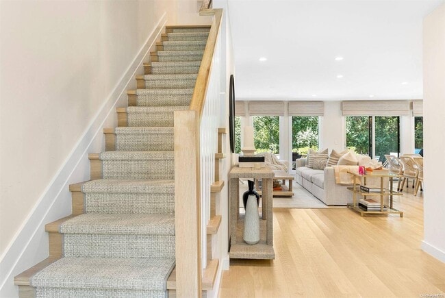 Photo - 68 W Water St