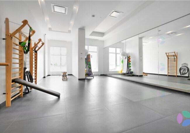 Photo - 3000 Boul Thimens Unité 821